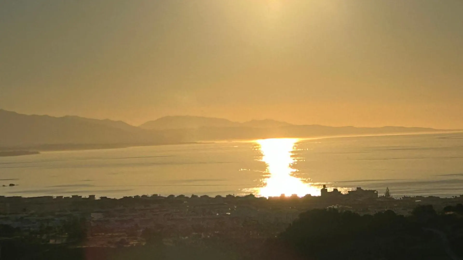 2 Bed Penthouse Apartment Manilva Hiszpania